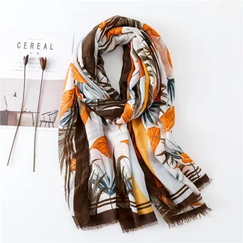 

2020 women Leaf print silk scarves tourism spring and autumn Fashion Cotton and linen scarf New style sunscreen quality shawl