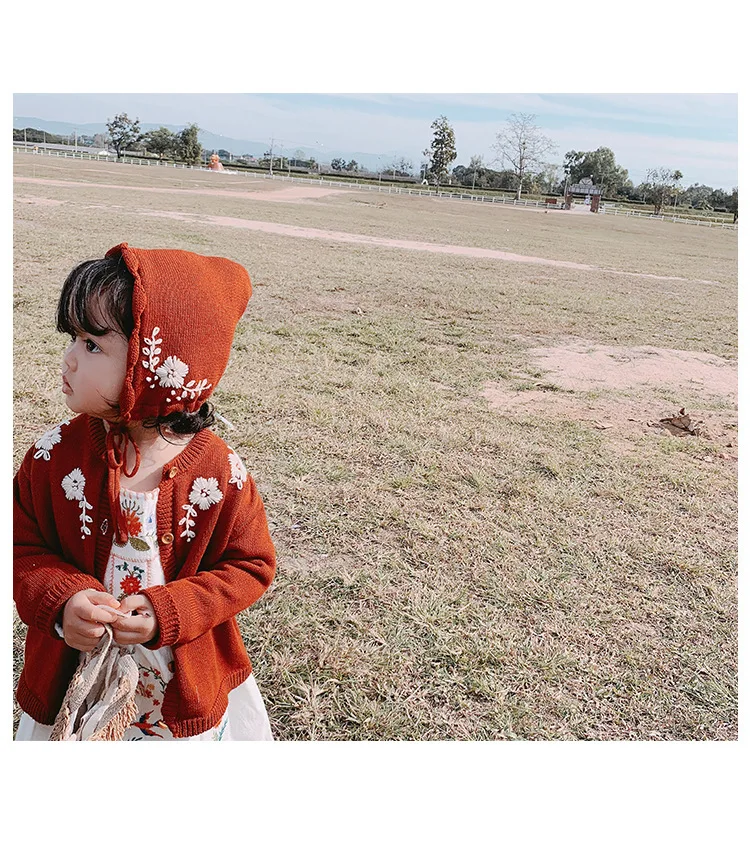 Корейский стиль, Осенний милый детский свитер с цветочной вышивкой для девочек, кардиган с вязаной шапкой, Детские хлопковые однобортные свитера