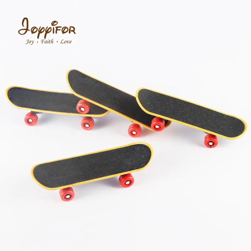 Mini Finger Skateboard Puzzle Game Toy Finger Sports Children Creative Small Decoration Gift