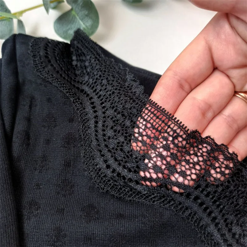 Autumn Winter Seamless Second Thermal Female Skin Lace V-neck Slim Body Thermal Underwear For Women Modal Long Johns