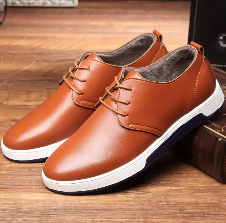 2020 men's shoes new leather shoes formal dress European and American men's casual leather shoes men's shoes leather shoes