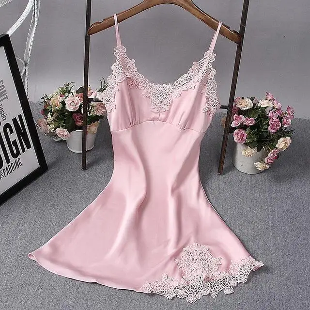 Pink Female Bride Bridesmaid Wedding Robe Sexy 2PCS Robe Set Classic Belt Sleepwear Nightgown Lace Patchwork Intimate Lingerie - Color: Pink Nightie