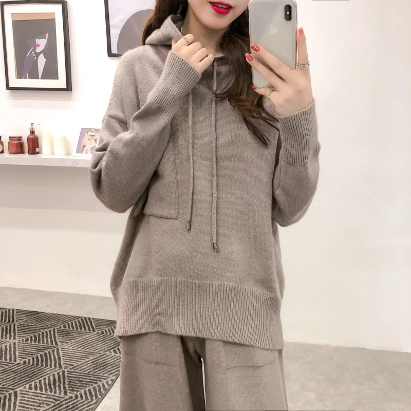 11481587704_1246573206