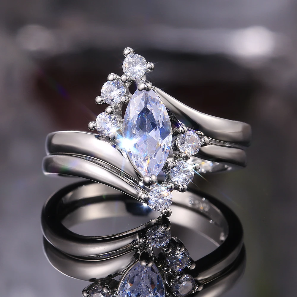 Huitan Luxury Crystal Zircon Elegant Proposal Rings for Girlfriend