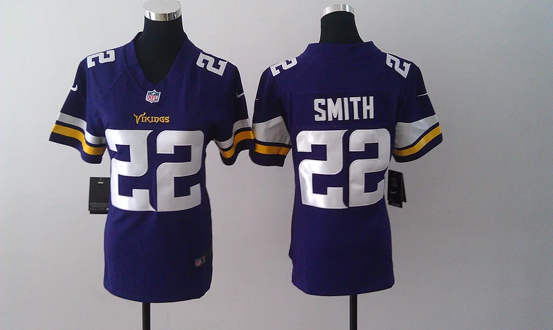 Женские футболки Minnesota s, 5 Teddy Bridgewater 28 Adrian Peterson 84 Cordarrelle Patterson - Цвет: Фиолетовый