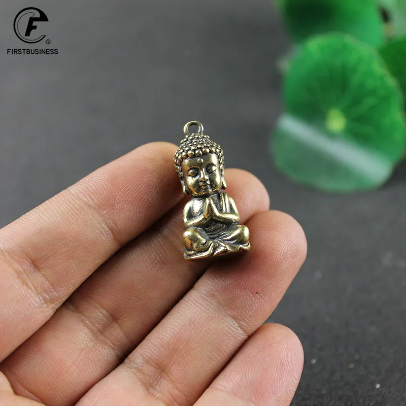 Copper Little Baby Buddha Statue Miniature Figurine Home Decoration Car Keychains Brass Teahouse Girl Children's Backpack Gifts Baby Buddha Keychains