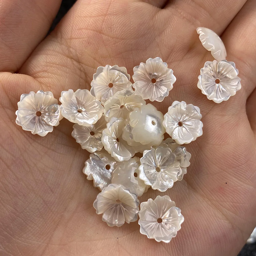 

5Pcs Shell Beads Carved-flowered Accessories White Loose Shell For Jewelry Making Bracelet Earring Handiwork Sewing Accessory