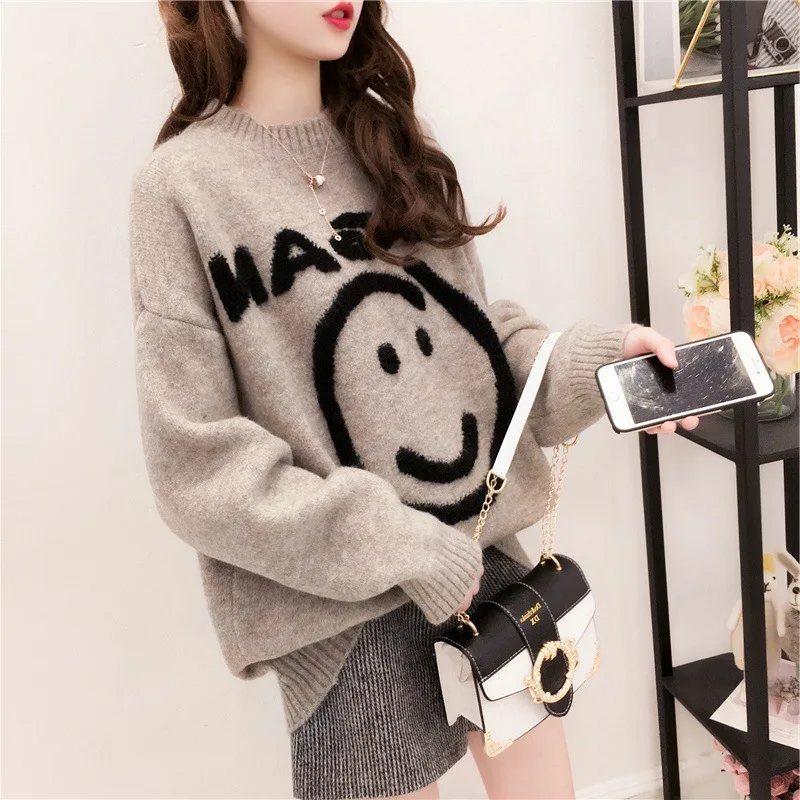 

Autumn and winter 2020 loose and thick bottomed sweater women's Pullover super fire lazy wind smiling face sweater top