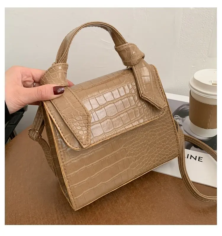 2021 Transparent PVC Handbag beach Shoulder bag Women New Trend Tote Hot Sale Jelly Color Plastic Clear Bag Large capacity