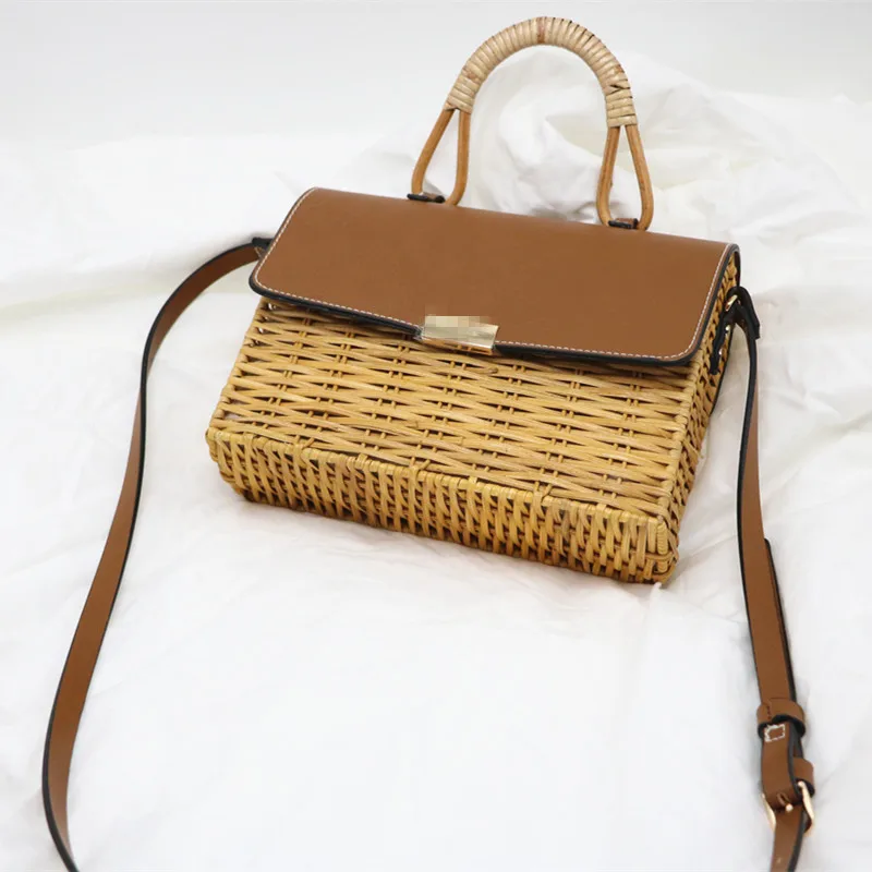 Bolsa Tule Rattan