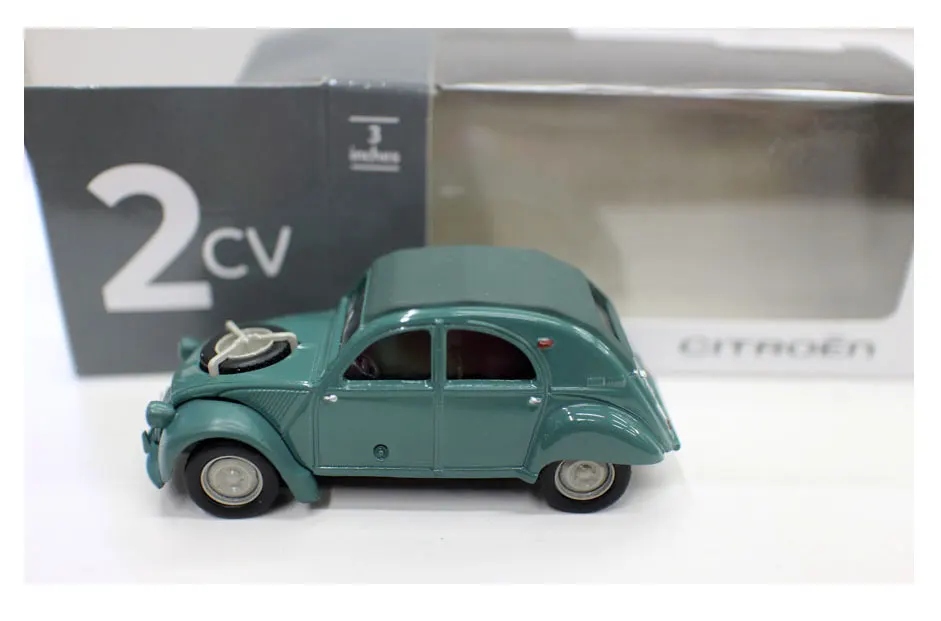 Классический 1: 64 Масштаб литье под давлением металлический сплав 1966 CITROEN 2CV автомобили миниатюрные статические моделирование модель автомобиля Коллекция украшения