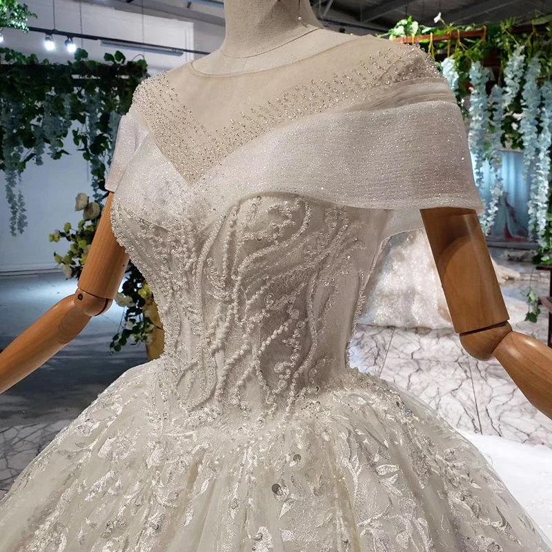Винтажное бальное платье HTL918 с круглым вырезом рукавами крылышками и блестками