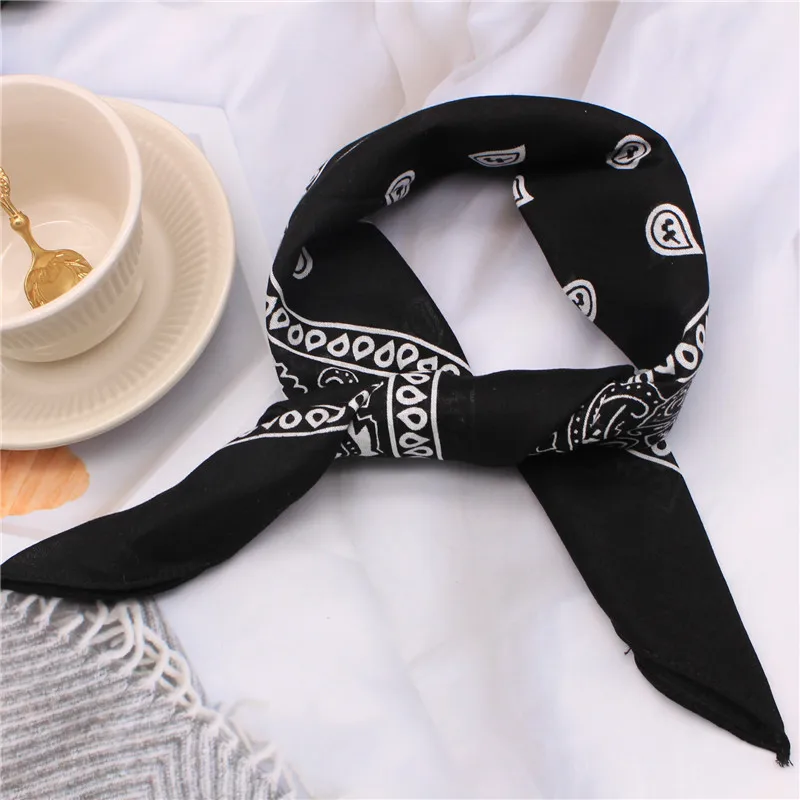 

Multifunctional Outdoor Headband Square Scarf Solid Color Printing Retro Fashion All-match Hair Accessory