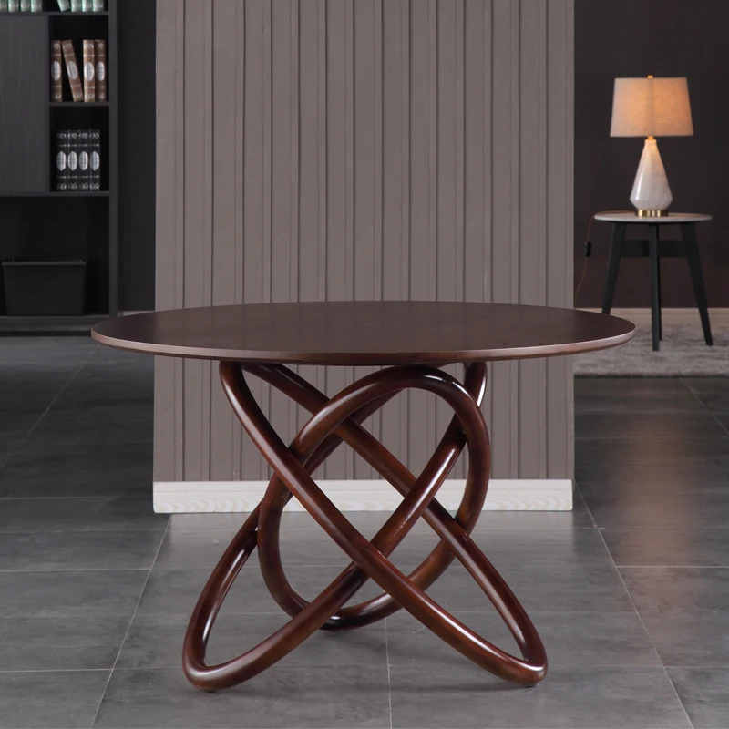 Нордическая круглая скатерть для обеденного стола и кресла сочетание современный минималистичный небольшой обеденный стол из массивной древесины