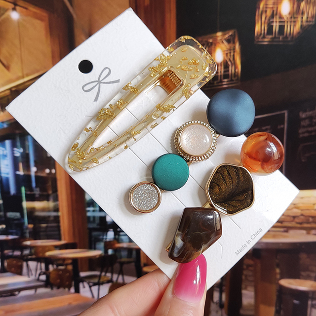 Starfish Hair Clip For Women 2022 Korean Acrylic Hairpins Geometric Crystal Hair Barrettes Girl Hair Accessories Hairgrip