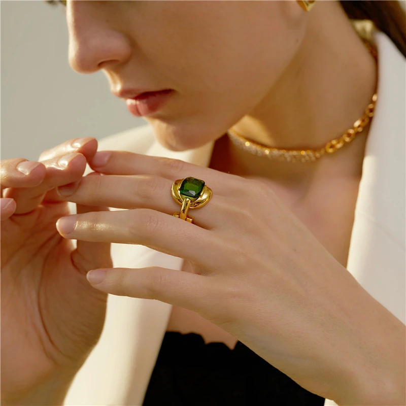 

Brass Retro Green Crystal Statement Rings Designer Club Cocktail Party Gown Amazing Gift Trendy Gothic Boho Korean Japan