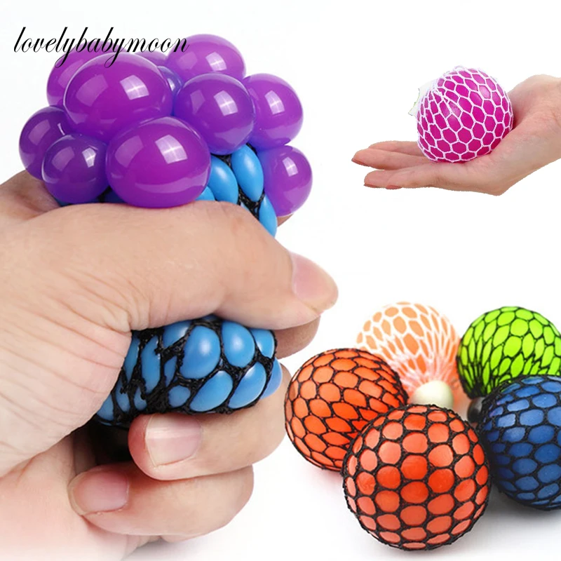 Pelota de malla para apretar para niños y adultos, juguete sensorial de bola de uvas relajante para amasar, juguete frutal, pelota de Baba, novedad