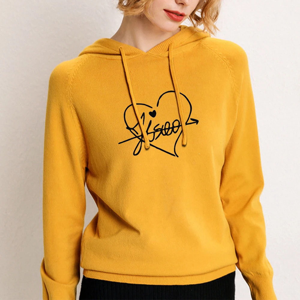 lisa yellow hoodie