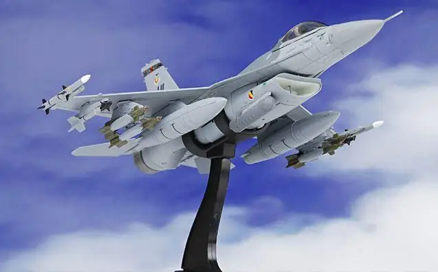 Хобби мастер Lockheed F-16CG Боевой сокол USAF 388th FW 4221 FS#88-0471 Balad AB Ирако 2006 1/72 литье под давлением модель самолета