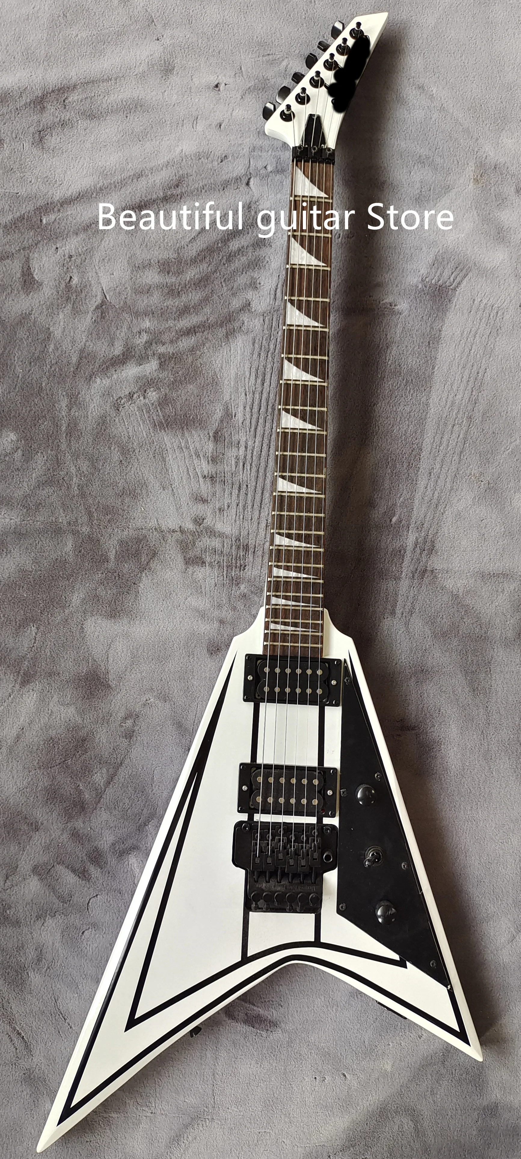 

Electric guitar, original series, black and white, mahogany body, rosewood fingerboard, spot guitar, free shipping