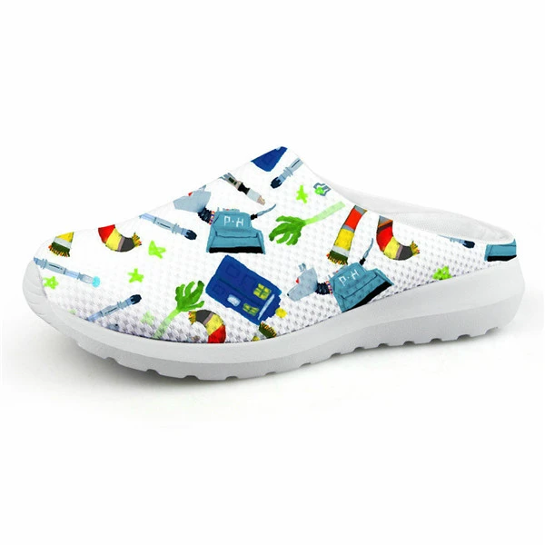 ELVISWORDS Cartoon Nurse Print Slippers women Cute Medical Doctor Air Mesh Sandals Summer Casual Beach Flat shoes Zapatos Mujer - Цвет: H5808CA