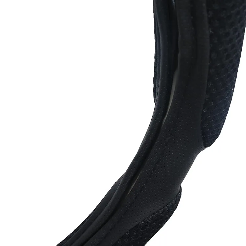 1-piece-Breathable-sandwich-3D-stereo-PU-material-car-steering-wheel-cover-summer-seasons-universal- (3)