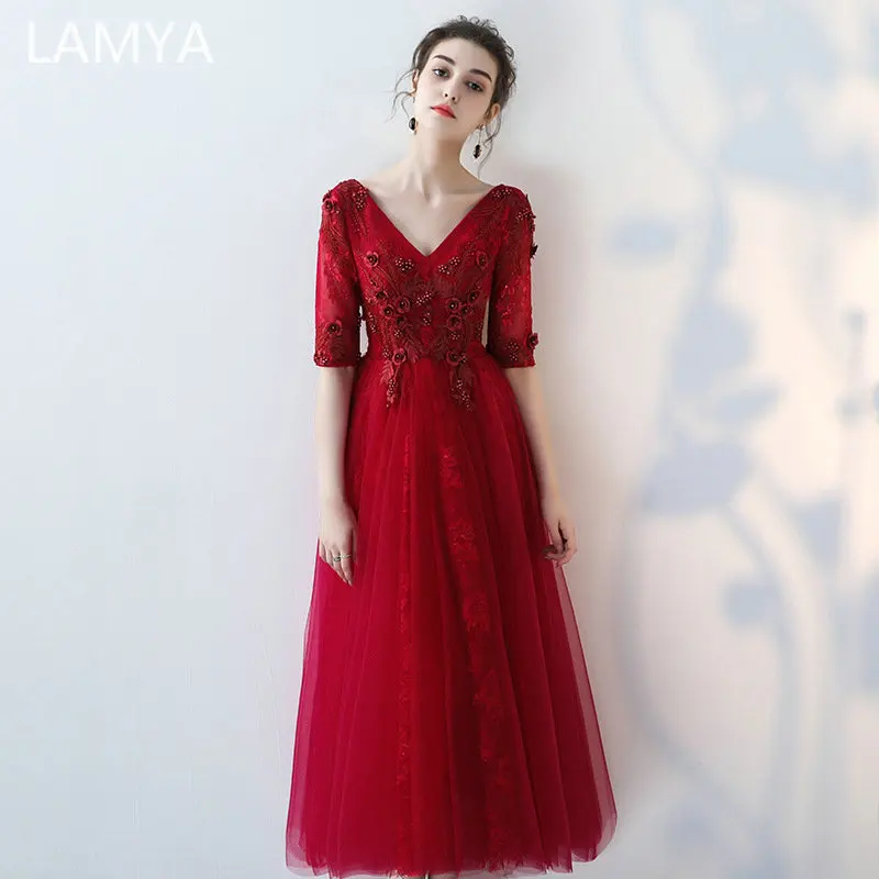 

LAMYA Tea Length Burgundy Prom Dresses Half Sleeve Lace Appliques Evening Party Dress Ball Gown Tulle Special Occasion Dress