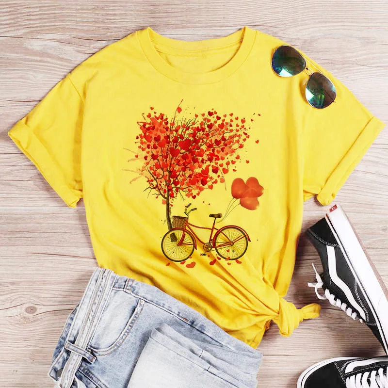 Pink T Shirt Women Beautiful Scenery Bicycle Vogue Casual Tshirt Harajuku Korean Style Graphic Tops Kawaii Short Sleeve T-shirt