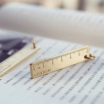 

1PC Mini 6CM Ruler Brass Straight Ruler Retro Math Measuring Drawing Tool Keychain Hanging Ruler Office School Supplies