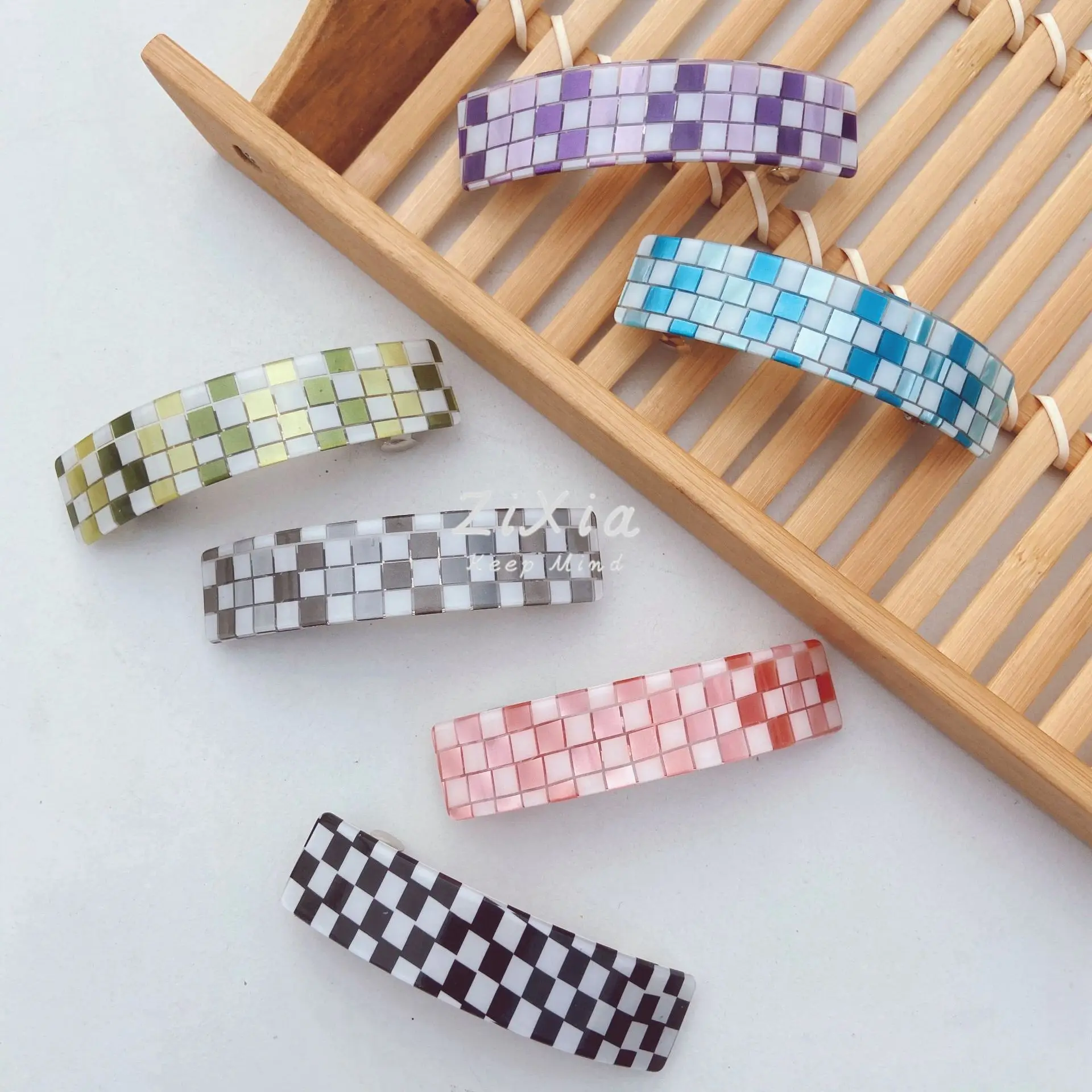 

Barrette Hair Clips for Girls Hair Accessories Checkerboard Acrylic Hairpin Geometric Simple Ponytail Spring One Word Top Clip