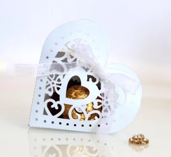 

50pcs Popular Laser Cutting Shape Love Candy Box Wedding Sweet Chocolate Favors Gifts For Party Decoration Supplies Favors Bags