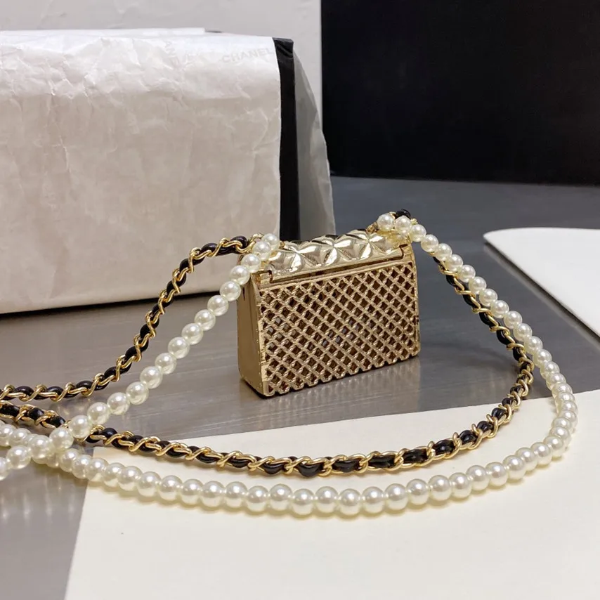 Best Deal 2021 Brand Designer Bags for Women Pearl Chain Mini Shoulder Bag Gold Patent Crossbody Bag Ladies Hand Bags Sac A Main Purse