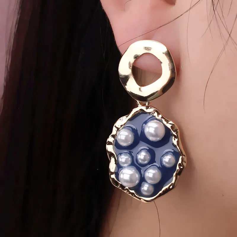 Новая мода имитация жемчуга неправильной формы безумные Сережки для женщин геометрические капельные серьги ювелирные изделия Brincos девушка