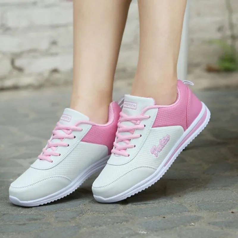 кремовые женские кожаные кроссовки. спортивные кроссовки женские. кроссовки белые женские на высокой подошве. красовка женский. кроссовки найк нежно розовые.