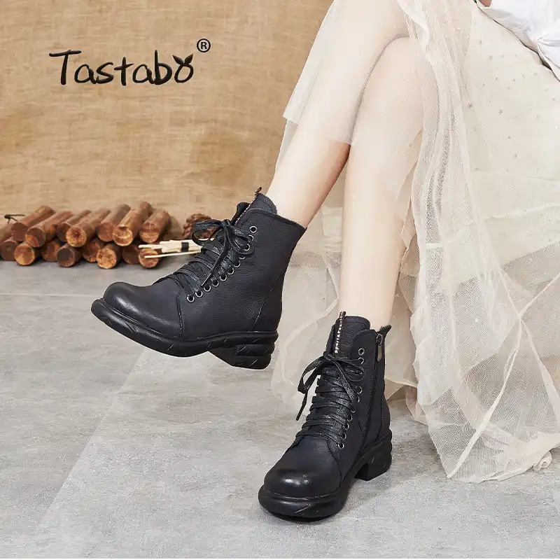 comfortable women's work boots