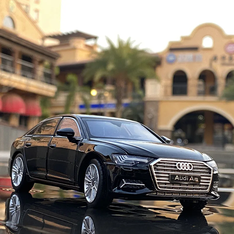 Автомобиль из сплава AUDI A6 1:32 игрушечные машинки металлическая Коллекционная
