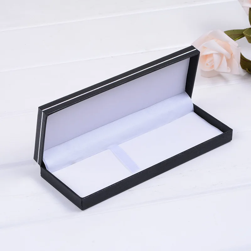 

Universal Black And White with Pattern Plastic yuan zhu bi he Customizable Logo Currently Available Signing Pen Gift Box