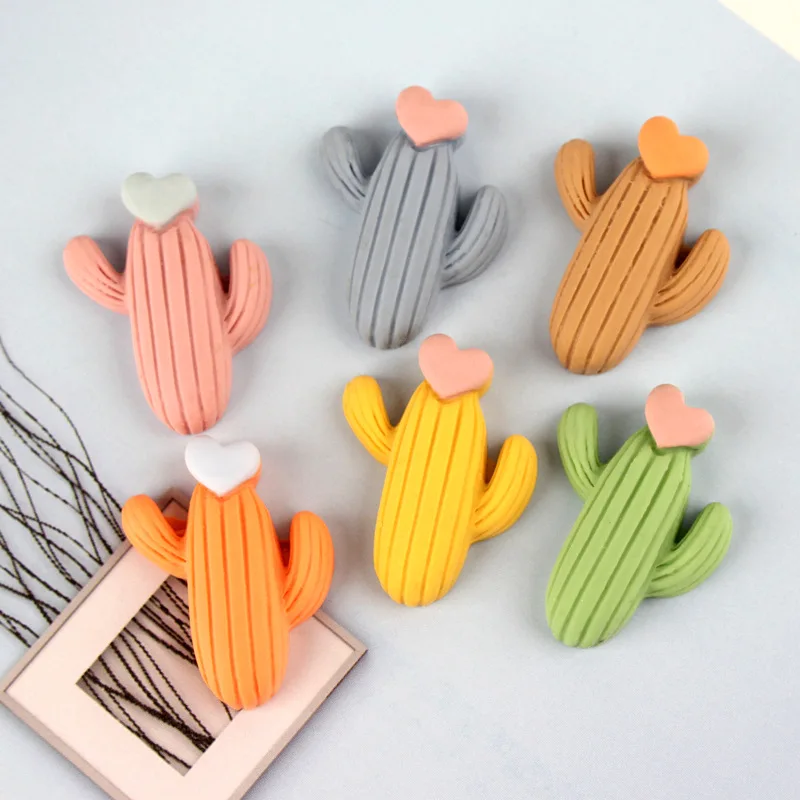 12358422507_1808982747