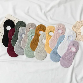

2020 summer new ladies hollow solid color lace shallow mouth socks gray