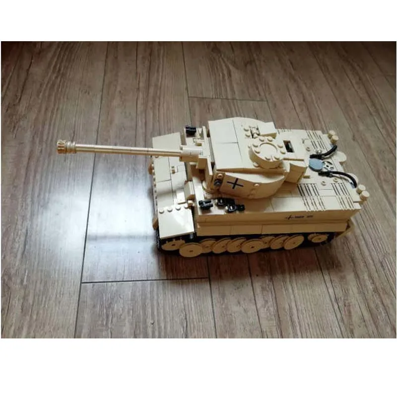  995pcs Military German King Tiger Tank Building Block Legoingly city WW2 Soldier Figure Bricks Educ