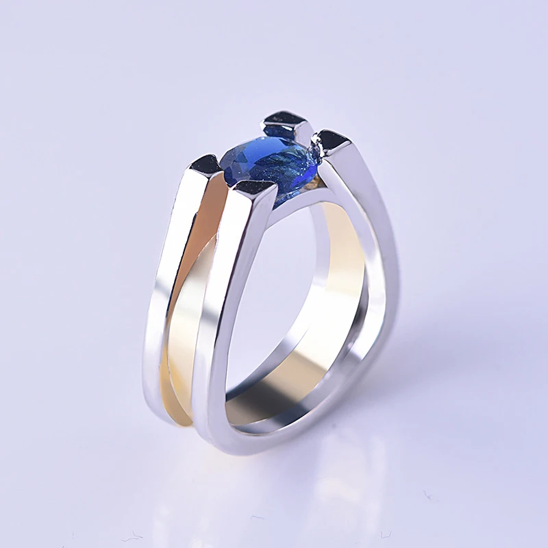 12045405796_1492657371