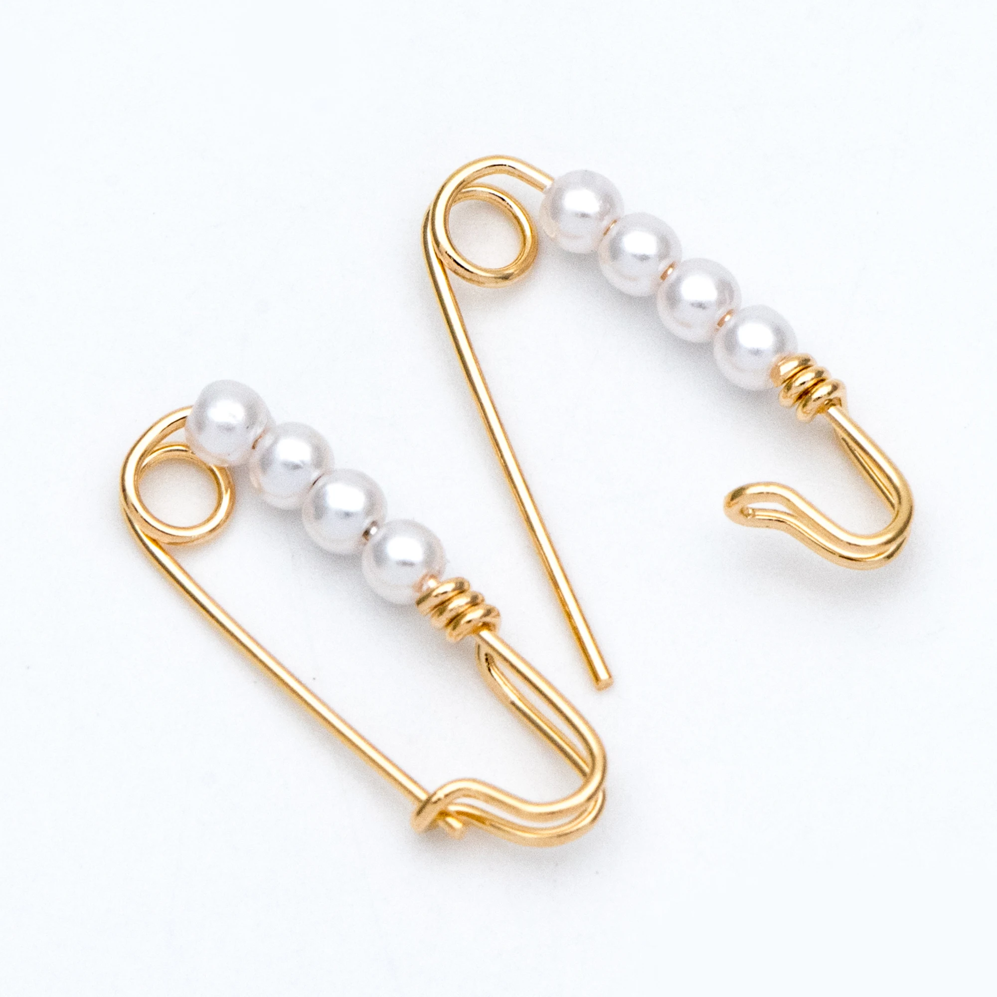 

10pcs Gold Wire Wrapped Paper Clip Charms 22x7mm, Faux Pearl Beaded Earring Components (GB-710)