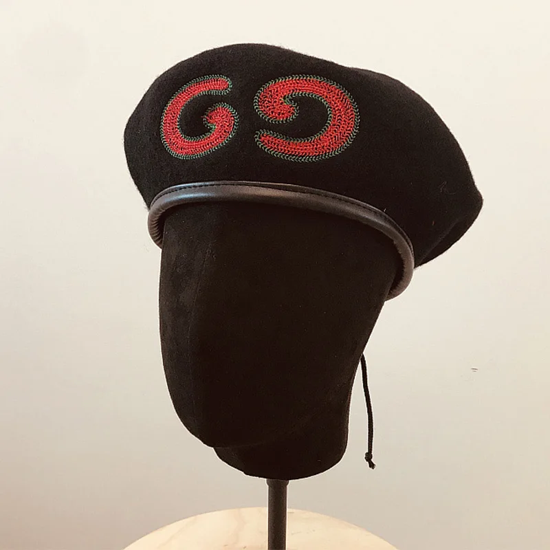 

2019 New Fashion Womens 100% Wool Solid Color Black Beret Cap Military Leather Sweatband Beret Hat Embroidered Letter Winter Hat Dress Beanies French Hat paris Hat Flat Cap Winter Warm Painter Hat Adjustable