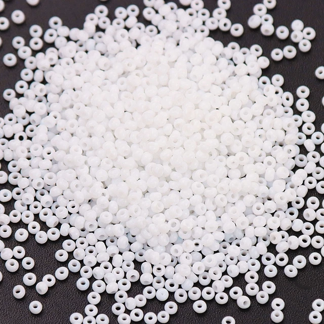 10g 720 Pieces 2mm Austria Solid Color Bead 12/0 Opaque Neon Round Beads Glass Seed Beads Handmade DIY Jewelry Bags Accessories 381 White