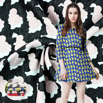 

Factory direct high-grade 75D yarn-dyed fabric dazzle multi-color optional high-precision jacquard clothing fashion fabric