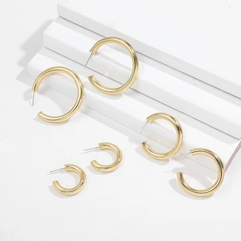 

Simple Gold Color Chunky Round Hoop Earring for Women Trendy C Shape Big Circle Hoops Statement Earrings Punk Metal Jewelry Gift