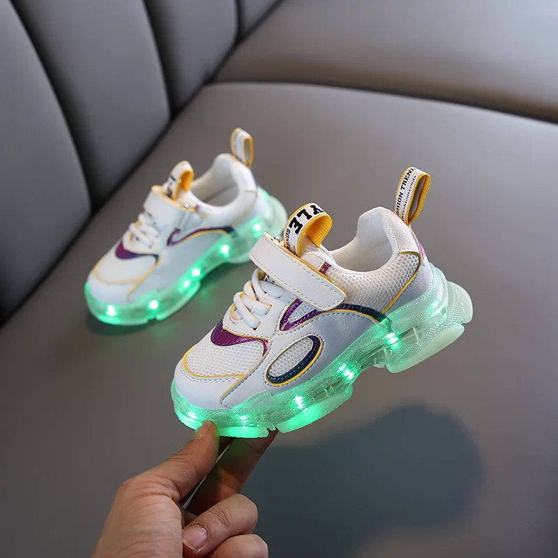 Детские кроссовки для бега модная весенняя обувь со светодиодной подсветкой