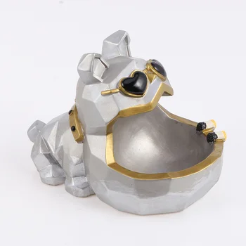 

Cool Dog Ashtray Creative Personalized Ashtray Resin Desktop Dog Ornament Desktop Funny Ashtray for Home (Silver)