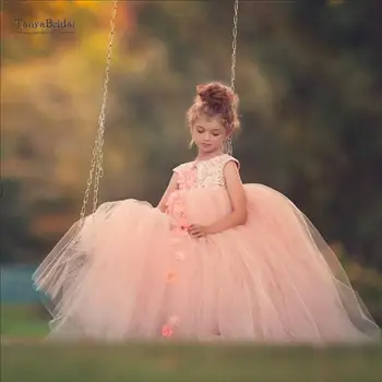 

Lovely Sleeveless Pink Flower Girl Dresses for Weddings Lace Ball Gown Little Girls First Communion Pageant Gowns XF019