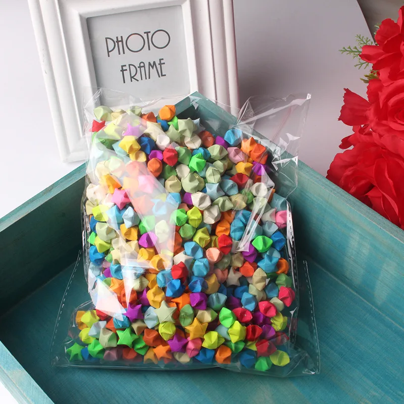 Handmade Origami Lucky Stars - 200 Piece Set for Special Occasions and Celebrations